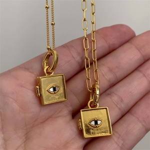 สร้อยคอจี้รูปตาแบบล็อคสี่เหลี่ยมขายส่งสำหรับผู้หญิง - Product Image 4