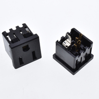 שקע חשמל אמריקאי NEMA 5-15R 15A 125V 3 פינים סוג-B שקע קיר יחיד הארקה סטנדרטית למגורים PDU/UPS/ארון שחור