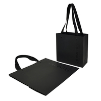 Sacs cadeaux en papier de luxe réutilisables avec impression de logo UV personnalisée, pour maquillage, cosmétiques, cadeaux pour femmes et filles