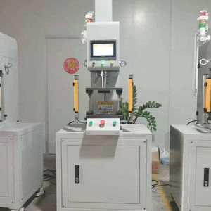 산업용 코어 모터 기어 엔진 부품이있는 3 톤 회전 리벳팅 머신 서보 회전 유압 프레스 - Product Image 1