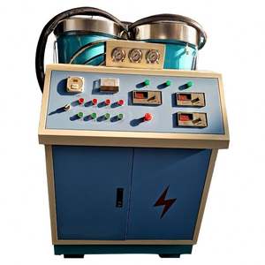 Máquina de Inyección de Poliuretano de Alta Presión, Equipo de Espumado de Material Duro Negro y Blanco, Varios Moldes Utilizados para Cajas de Embalaje - Product Image 3