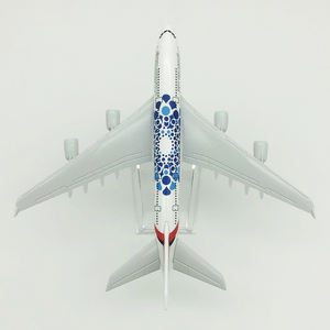 โมเดลเครื่องบิน B777 A340 <span class=keywords><strong>A380</strong></span><span class=keywords><strong>เอ</strong></span><span class=keywords><strong>มิ</strong></span><span class=keywords><strong>เร</strong></span><span class=keywords><strong>ต</strong></span><span class=keywords><strong>ส์</strong></span>โมเดล1:400สเกล Diecast ขนาด16ซม. ของเล่นที่มีความรู้เกี่ยวกับการบินโลหะผสมกับเกียร์ลงจอด - Product Image 3