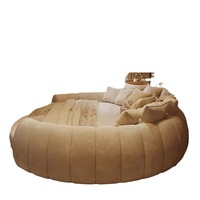 Lit rond rotatif de luxe moderne italien en crème gonflée, matelas king size, cadre de lit rond en senna doux et luxueux