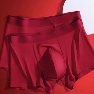 Boxer short homme rouge en modal sans couture, taille mi-haute, respirant et écologique, pour le Nouvel An chinois - Product Image 3