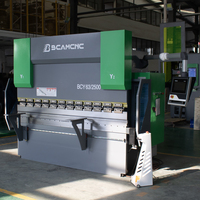 Prensa Hidráulica CNC BCY-63T/2500 Totalmente Automática para Doblado de Láminas de Aluminio con Transmisión de Engranajes