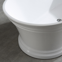 Baignoires acryliques blanches autoportantes baignoire de trempage moderne autonome avec cUPC en Chrome poli certifié débordement fendu