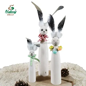 2022 Home decoration standing lovely easter holiday rabbit ornament cute metal ear bunny wooden crafts for easter