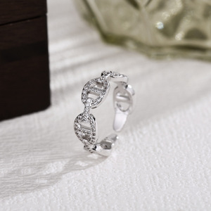 Anello da naso da donna regolabile con <span class=keywords><strong>micro</strong></span> pavé di zirconi cubici, design a naso di maiale, gioiello di tendenza, elegante e di lusso, stile americano. - Product Image 1