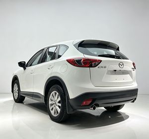Mazda CX-5 2015 2.0L <span class=keywords><strong>Auto</strong></span> 2WD Urban Edition, SKYACTIV 6AT, SUV compact 5 places, <span class=keywords><strong>occasion</strong></span> en <span class=keywords><strong>bon</strong></span> état, disponible pour l'exportation en gros - Product Image 4