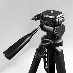 Trípode Profesional Flexible con Soporte para Teléfono, Cámara de Video, Anillo de Luz, para Cámara DSLR y Teléfono - Product Image 5