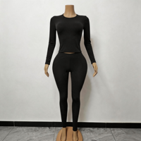 Ensemble de sport 2 pièces pour femme : haut athlétique à manches courtes et leggings taille haute, personnalisable avec logo, idéal pour l'entraînement d'automne