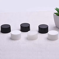 Moule d'injection plastique OEM/ODM pour bouchons – Moule personnalisable noir/blanc pour fermetures de bouteilles d'huile alimentaire et d'emballages de boissons