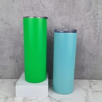 Gobelets aquatiques de 20oz à sublimation de soleil à couleur changeante uv en vrac vente en gros gobelets de 20oz brillent dans le noir chaud chaud froid tasse vente aux états-unis