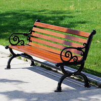 Bancs de parc en bois avec pieds en aluminium moulé, style colonial, pour l'extérieur