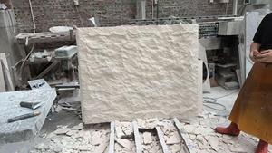 Personnalisez diverses dalles murales en pierre calcaire naturelle, <span class=keywords><strong>travertin</strong></span> blanc crème pour les encadrements de portes et les motifs de murs de fond. - Product Image 6