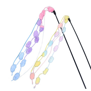 Juguete para Gatos Saint Yi con Varita y Bolas de Peluche Coloridas, Juguete Interactivo Manual para Mascotas, Antiaburrimiento para Gatos - Product Image 3