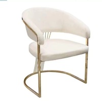 Chaise longue café de luxe avec cadre en acier inoxydable plaqué or Fauteuil moderne en cuir de velours pour chaise de salle à manger d'hôtel