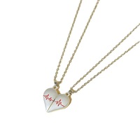 Collier pendentif cœur tendance en alliage de zinc pour couples, cadeau pour les amoureux, nouveau modèle 2025, attirant les cœurs