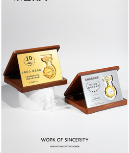 2025 venta al por mayor personalizado ejército Memorial 3D medalla de oro de madera Premios de Honor placa trofeos nombre Logo impresión plegable barato Metal vidrio - Product Image 2