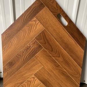 Fournisseur Big Lots 8mm Herringbone Stratifié Flooring HDF MDF - Product Image 6