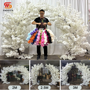 Decoración de Boda LEDA, Árbol de Flores de Cerezo Artificial Clásico Blanco y Rosa, Juego de Dos Piezas, Arco - Product Image 3