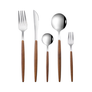 Ensemble de couverts en acier inoxydable de style portugais, couteau à steak à long manche, fourchette, cuillère, kit moderne de fourchettes à pâtes, dessert et thé - Product Image 5