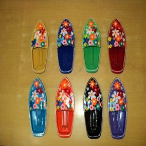 Bateaux en métal peints à la main avec motifs floraux, jouets bateaux à vapeur indiens, 14 cm, 8 couleurs - Product Image 1