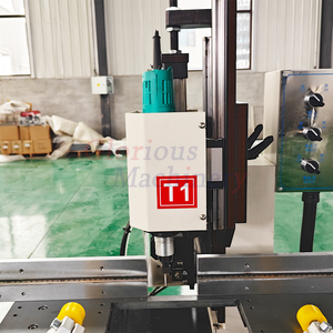 Machine de fraisage à triple drainage <span class=keywords><strong>pour</strong></span> fenêtres en PVC, <span class=keywords><strong>pour</strong></span> le fraisage des rainures de drainage et des trous de <span class=keywords><strong>vidange</strong></span>, destinée à <span class=keywords><strong>la</strong></span> fabrication de fenêtres et de portes - Product Image 3