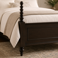 Italienisches Vintage-Bettgestell aus Massivholz mit Gepolstertem Kopfteil Luxuriöses Klassisches Schlafzimmermöbel Anpassbares Bett im Antiken Stil