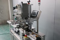 SKILT m Tranufacturer Fruit- en groenteverpakkingsmachine met clamshell zakken, doosjes en bovenvlaklabeling met codeprinter
