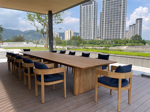 Ensemble <span class=keywords><strong>de</strong></span> <span class=keywords><strong>table</strong></span> à manger en teck d'extérieur avec fauteuils en bois massif et coussins bleu marine pour hôtels, stations balnéaires, restaurants, <span class=keywords><strong>jardin</strong></span>, patio, meubles d'extérieur - Product Image 4