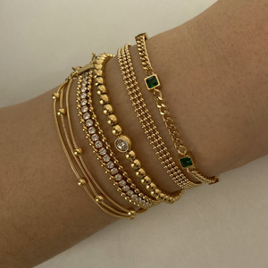 Vente en gros de bracelets à chaîne en plaqué or 18 ct, bracelets de perles en forme de cœur, bijoux en acier inoxydable, étanches pour cadeaux - Product Image 2