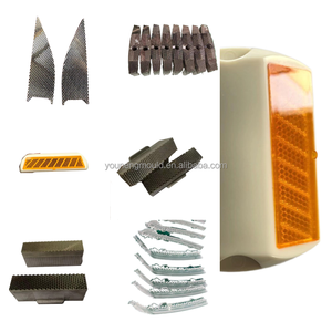 <span class=keywords><strong>2025</strong></span> China Taizhou precisión faro automático molde de plástico apertura PC Lámpara transparente fabricante de moldes de plástico fábrica - Product Image 6