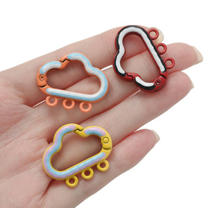 พวงกุญแจโลหะผสม 3 รู รุ่น Cloud Spring Buckle อุปกรณ์ตกแต่งเครื่องประดับ DIY น้ำหนักเบา รูปทรงไม่สม่ำเสมอ ชุบโลหะ - Product Image 4