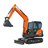 Mini-excavatrice compacte DX60E pour entrepreneurs individuels, corps léger, travaux de terrassement de petite envergure