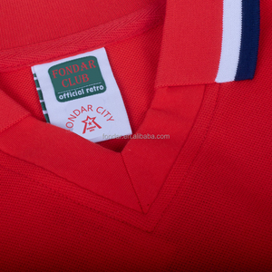 Maillots de football personnalisés en coton pur à col en V, extensibles, respirants, à manches courtes, avec impression numérique et design à blocs de couleur - Product Image 4