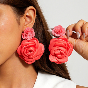Pendientes de Flor con Estilo de Vacaciones de Verano, Ligeros y de Lujo, Diseño Simple y Exclusivo, Pendientes de Moda para Mujer, Joyería al por Mayor - Product Image 1
