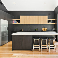 Armoire de cuisine en teck DAIYA avec design en bois de hêtre