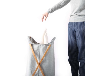 Cesto de lavandería de bambú plegable con bolsa elegante extraíble-Cesta de ropa ligera y plegable - Product Image 4