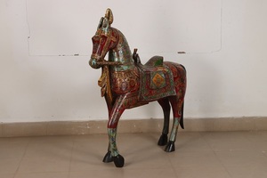 Estatua de Caballo de Madera Hecha a Mano de Lujo con Acabado Pintado a Mano, Pieza Decorativa Artística para el Hogar, Adorno para Espacios Interiores Modernos - Product Image 3