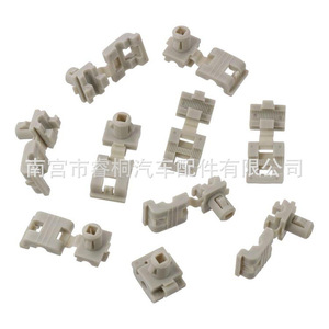 คลิปยึดประตูท้ายรถ Shuangxuan รุ่น F65Z-1521952-AA ทำจากพลาสติก สำหรับรถฟอร์ด F150 F250 F350 F450 - Product Image 3