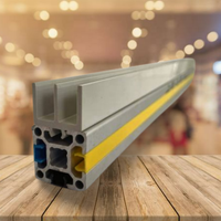 Profilé en PVC extrudé pour moulure de toit en UPVC, protection de machine industrielle, vente chaude