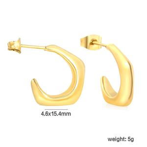 Boucles d'oreilles créoles brillantes en acier inoxydable plaqué or 18 carats PVD, résistantes à l'eau et inaltérables, forme géométrique carrée en C pour femme - Product Image 2
