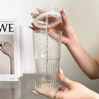 Gobelet en verre borosilicate martelé 460 ml réutilisable moderne, compatible lave-vaisselle et micro-ondes, avec couvercle et paille, pour café, thé, eau