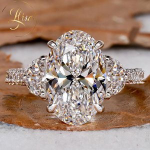 Anello di Fidanzamento con <span class=keywords><strong>Diamante</strong></span> Sintetico Certificato IGI Taglio Ovale, Personalizzabile in Oro 10K 14K 18K, Anello Trilogy con Diamanti Creati in Laboratorio per Donne - Product Image 1