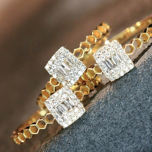 อาซูโอ 18K แหวนทองคำแท้ประดับเพชรธรรมชาติ 0.14 กะรัต ทรงกลม บริลเลียนท์คัท แหวนรังผึ้ง ของขวัญสำหรับงานหมั้นของผู้หญิง - Product Image 2