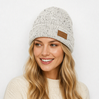 Bonnet en tricot gaufré avec logo brodé personnalisé, en fil mélangé, chaud pour l'hiver, texturé et doux, pour femme