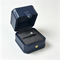 Coffret à bijoux en cuir PU de qualité supérieure avec insert en velours gris, boîte cadeau pour ranger bagues, colliers, boucles d'oreilles et bracelets