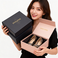 Boîte cadeau pour chaussures en carton rigide beige de luxe avec fermeture magnétique, logo personnalisé, boîte bleue en carton recyclé pour la vente au détail de baskets