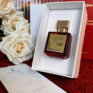 Envío desde EE. UU. 2-5 Días, Lujoso Perfume Rojo Cuadrado 540 Eau de Parfum en Spray, 100 ml, Aroma Floral para Mujer, Larga Duración, Uso Diario Moderno - Product Image 2
